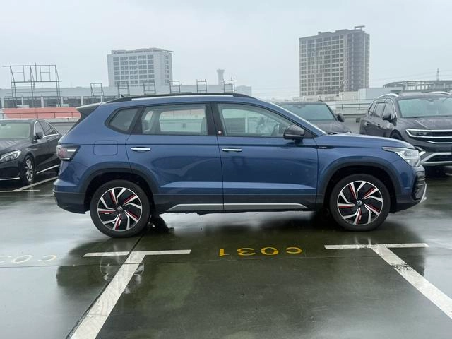 Volkswagen Tharu 2023 330TSI Полноприводное ежемесячное издание интерьер фото 11 Volkswagen Tharu 2023 330TSI Полноприводное ежемесячное издание интерьер фото 11