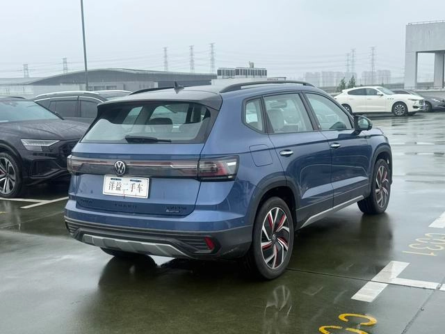 Volkswagen Tharu 2023 330TSI Полноприводное ежемесячное издание интерьер фото 14 Volkswagen Tharu 2023 330TSI Полноприводное ежемесячное издание интерьер фото 14