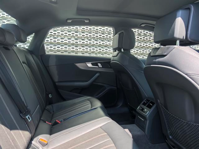 Audi A4L 2024 40 TFSI quattro RS Tipo de velocidad de combustión del kit interior foto 7 Audi A4L 2024 40 TFSI quattro RS Tipo de velocidad de combustión del kit interior foto 7