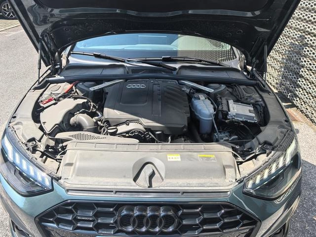 Audi A4L 2024 40 TFSI quattro RS Tipo de velocidad de combustión del kit interior foto 8 Audi A4L 2024 40 TFSI quattro RS Tipo de velocidad de combustión del kit interior foto 8