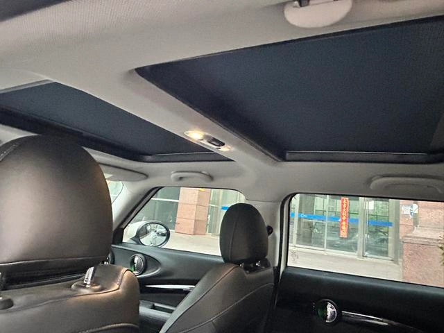 MINI Clubman 2022 1.5T ONE interior photo 11 MINI Clubman 2022 1.5T ONE interior photo 11