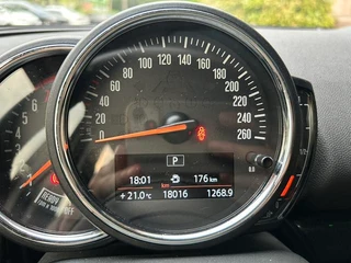 MINI Clubman 2022 1.5T ONE interior photo 20 MINI Clubman 2022 1.5T ONE interior photo 20