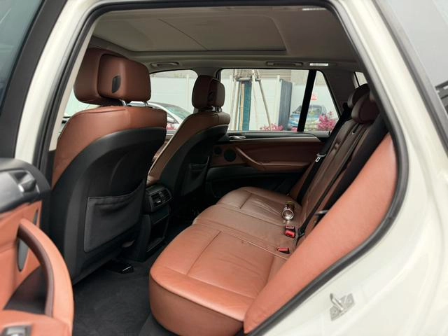 BMW X5 2011 xDrive35i Leader intérieur photo 6 BMW X5 2011 xDrive35i Leader intérieur photo 6
