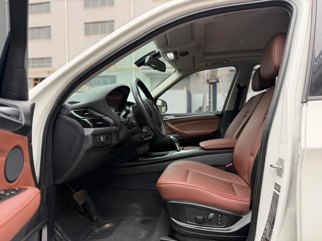 BMW X5 2011 xDrive35i Leader intérieur photo 7 BMW X5 2011 xDrive35i Leader intérieur photo 7