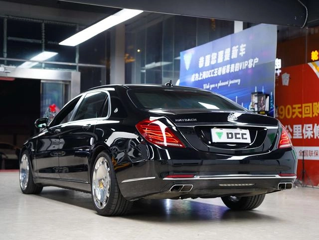 Mercedes-Benz Mercedes-Maybach S-Class 2016 S 400 4MATIC exterior foto 2 Mercedes-Benz Mercedes-Maybach S-Class 2016 S 400 4MATIC exterior foto 2