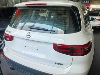 Mercedes-Benz GLB 2024 Модификация GLB 200 Динамичный тип интерьер фото 9