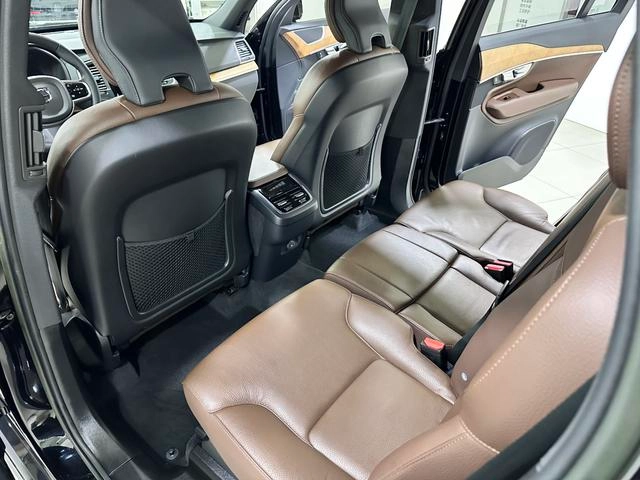 Volvo XC90 2023 B5 Zhixing Deluxe Edition 7 seat interior photo 13 Volvo XC90 2023 B5 Zhixing Deluxe Edition 7 seat interior photo 13