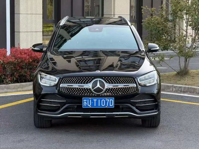 Mercedes-Benz GLC 2020 GLC 300 L 4MATIC Dynamic exterior photo 2 Mercedes-Benz GLC 2020 GLC 300 L 4MATIC Dynamic exterior photo 2