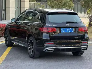 Mercedes-Benz GLC 2020 GLC 300 L 4MATIC Dynamic interior photo 7 Mercedes-Benz GLC 2020 GLC 300 L 4MATIC Dynamic interior photo 7