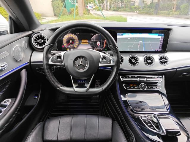 Mercedes-Benz E-Class (Imported) 2017 E 200 Coupe interior photo 13 Mercedes-Benz E-Class (Imported) 2017 E 200 Coupe interior photo 13
