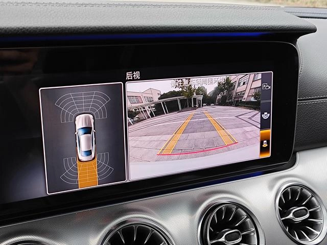Mercedes-Benz E-Class (Imported) 2017 E 200 Coupe interior photo 18 Mercedes-Benz E-Class (Imported) 2017 E 200 Coupe interior photo 18