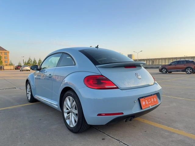 Volkswagen Beetle 2015 280TSI exterior photo 4 Volkswagen Beetle 2015 280TSI exterior photo 4