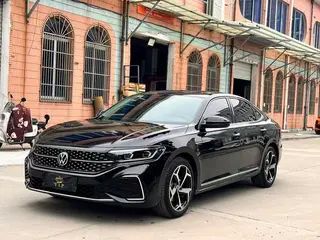 Passat 2023 Restyling 330TSI Star Deluxe Edition