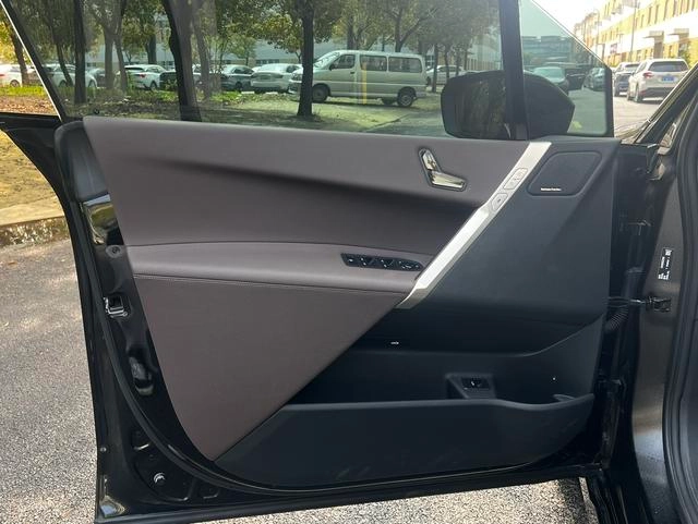 BMW iX 2022 xDrive40 exterior photo 4 BMW iX 2022 xDrive40 exterior photo 4