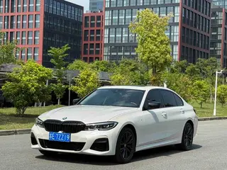 BMW 3 Series 2022 325Li M Sports Night Suit