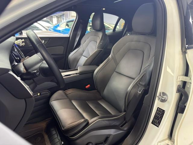 Volvo S60 2023 B4 Zhiyuan Sports Edition exterior photo 7 Volvo S60 2023 B4 Zhiyuan Sports Edition exterior photo 7