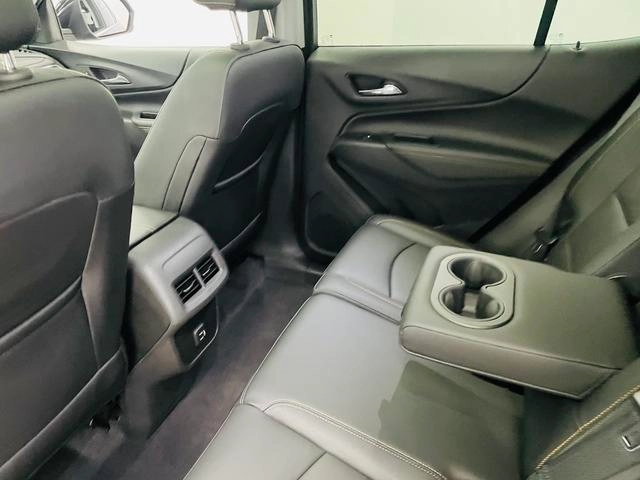 Chevrolet Equinox 2019 535T Automatic Boundary Edition country VI interior photo 11