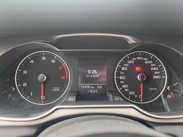 Audi A4L 2016 35 TFSI Automatic Comfort Type interior photo 12 Audi A4L 2016 35 TFSI Automatic Comfort Type interior photo 12
