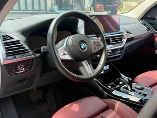BMW X3 2023 xDrive30i Tipo líder M Traje de noche Yao interior foto 7 BMW X3 2023 xDrive30i Tipo líder M Traje de noche Yao interior foto 7