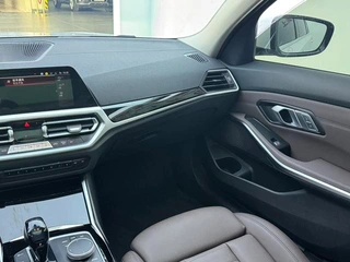 BMW 3 Series 2022 320Li M Sports suit exterior photo 8 BMW 3 Series 2022 320Li M Sports suit exterior photo 8