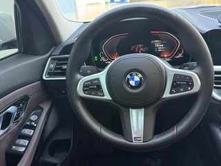 BMW 3 Series 2022 320Li M Sports suit interior photo 10 BMW 3 Series 2022 320Li M Sports suit interior photo 10