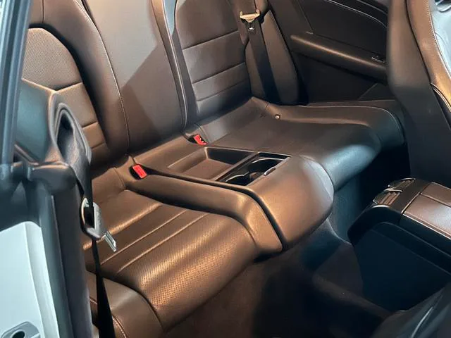 Mercedes-Benz E-Class (Imported) 2016 E 200 Coupe Dynamic Edition interior photo 12 Mercedes-Benz E-Class (Imported) 2016 E 200 Coupe Dynamic Edition interior photo 12