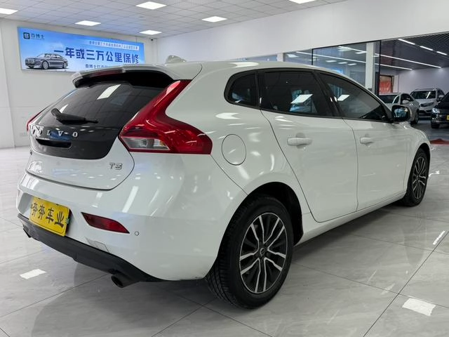 Volvo V40 2017 T3 Zhiyi Edition exterior photo 6 Volvo V40 2017 T3 Zhiyi Edition exterior photo 6