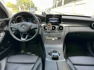 Mercedes-Benz C-Class 2015 Mise à jour C 180 L Sportif intérieur photo 10 Mercedes-Benz C-Class 2015 Mise à jour C 180 L Sportif intérieur photo 10