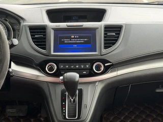 Honda CR-V 2015 2.0L Versión urbana de tracción en dos ruedas interior foto 12 Honda CR-V 2015 2.0L Versión urbana de tracción en dos ruedas interior foto 12