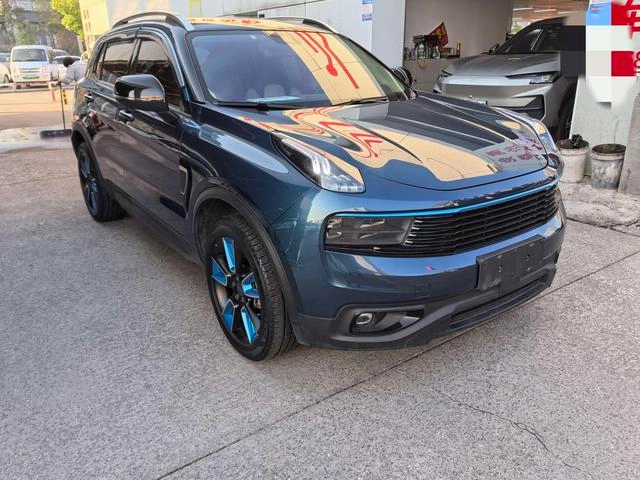Lynk & Co 01 2017 2.0T Two-wheel drive Pro version exterior photo 3 Lynk & Co 01 2017 2.0T Two-wheel drive Pro version exterior photo 3