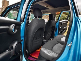 MINI 2015 1.5T COOPER Fun Пятидверная версия интерьер фото 19 MINI 2015 1.5T COOPER Fun Пятидверная версия интерьер фото 19