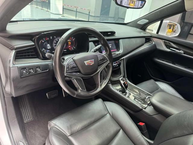 Cadillac XT5 2017 Anniversary Edition 25T Luxury type interior photo 12 Cadillac XT5 2017 Anniversary Edition 25T Luxury type interior photo 12