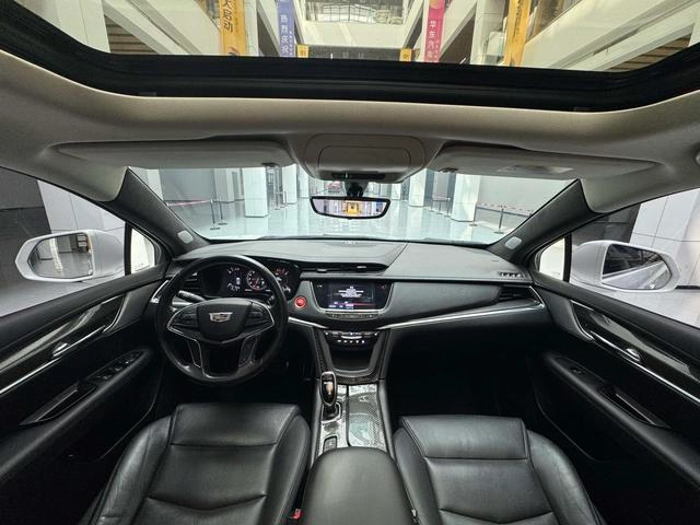 Cadillac XT5 2017 Anniversary Edition 25T Luxury type interior photo 13 Cadillac XT5 2017 Anniversary Edition 25T Luxury type interior photo 13