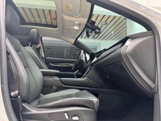 Cadillac XT5 2017 Anniversary Edition 25T Luxury type interior photo 18 Cadillac XT5 2017 Anniversary Edition 25T Luxury type interior photo 18