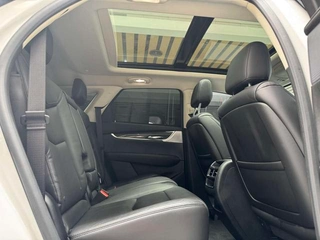 Cadillac XT5 2017 Anniversary Edition 25T Luxury type interior photo 20 Cadillac XT5 2017 Anniversary Edition 25T Luxury type interior photo 20
