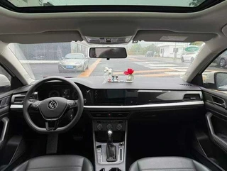 Volkswagen Lavida 2022 1.5L Автоматический комфорт-пакет интерьер фото 9