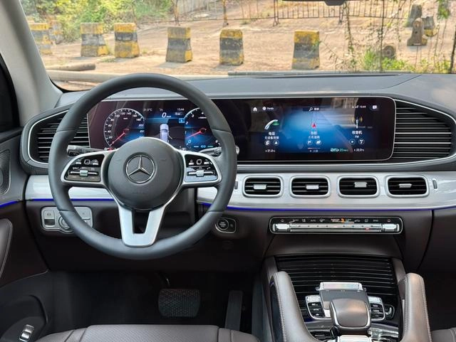 Mercedes-Benz GLE (Imported) 2020 Mise à jour GLE 450 4MATIC Type dynamique intérieur photo 16 Mercedes-Benz GLE (Imported) 2020 Mise à jour GLE 450 4MATIC Type dynamique intérieur photo 16