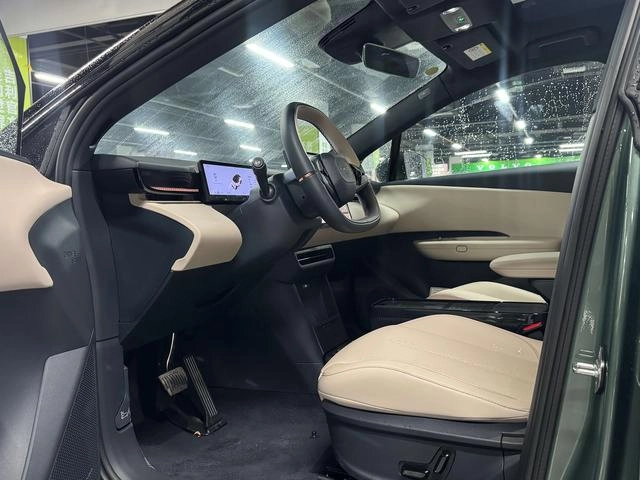 LYNK & CO Lynk Ko Z20 2026 430km Tracción trasera Pro exterior foto 3 LYNK & CO Lynk Ko Z20 2026 430km Tracción trasera Pro exterior foto 3