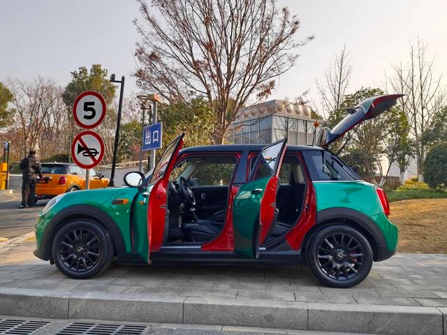 MINI 2016 1.5T COOPER Five-door version exterior photo 9 MINI 2016 1.5T COOPER Five-door version exterior photo 9