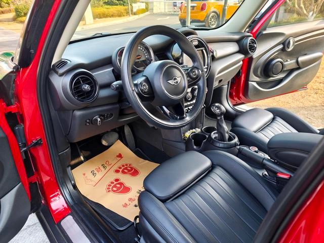 MINI 2016 1.5T COOPER Five-door version interior photo 16 MINI 2016 1.5T COOPER Five-door version interior photo 16