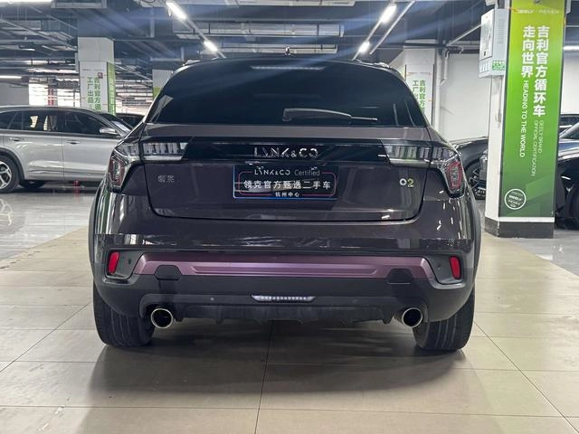 Lynk & Co 02 2022 2.0TD DCT glory Pro interior photo 7 Lynk & Co 02 2022 2.0TD DCT glory Pro interior photo 7