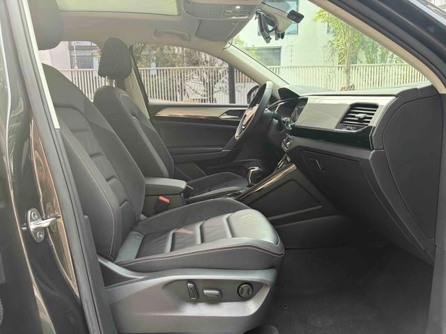 Volkswagen Tayron 2019 330TSI Two-wheel-drive luxury model country V interior photo 12