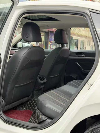 Volkswagen Lavida 2019 280TSI DSG Comfort Edition country VI interior photo 8 Volkswagen Lavida 2019 280TSI DSG Comfort Edition country VI interior photo 8
