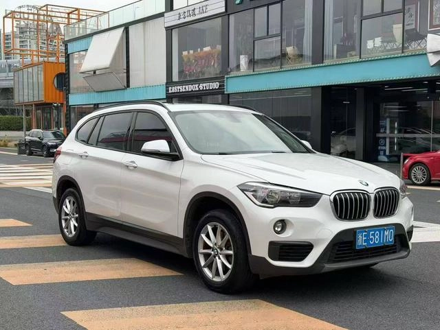 BMW X1 2019 sDrive18Li Fashionable exterior photo 3 BMW X1 2019 sDrive18Li Fashionable exterior photo 3