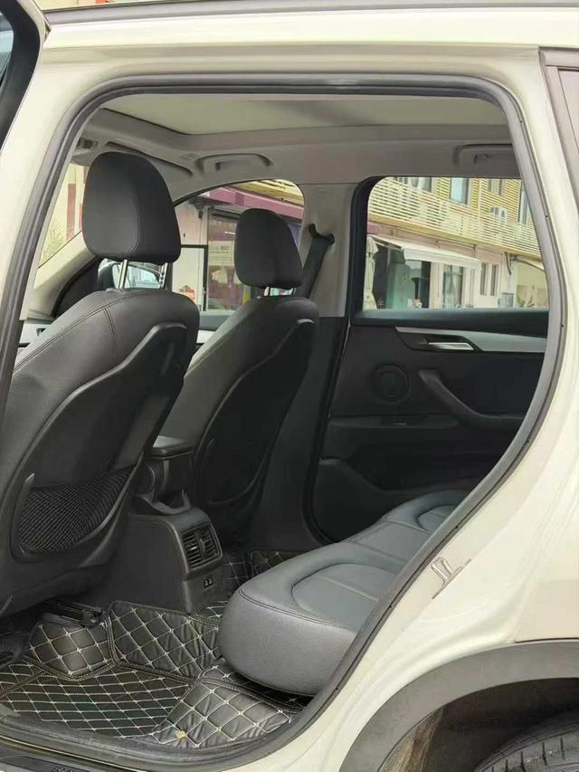 BMW X1 2019 sDrive18Li Fashionable interior photo 8 BMW X1 2019 sDrive18Li Fashionable interior photo 8