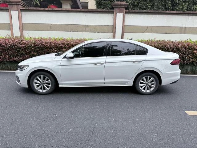 Volkswagen Bora 2021 1.5L Versión inteligente de confort automático interior foto 6