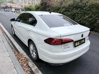 Volkswagen Bora 2021 1.5L Versión inteligente de confort automático interior foto 7