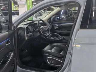 Geely Xingyue S 2021 2.0TD DCT Versión relámpago con tracción en dos ruedas interior foto 7 Geely Xingyue S 2021 2.0TD DCT Versión relámpago con tracción en dos ruedas interior foto 7