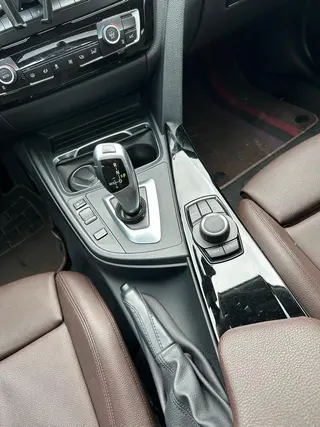 BMW 3 Series 2018 320Li Fashionable interior photo 18