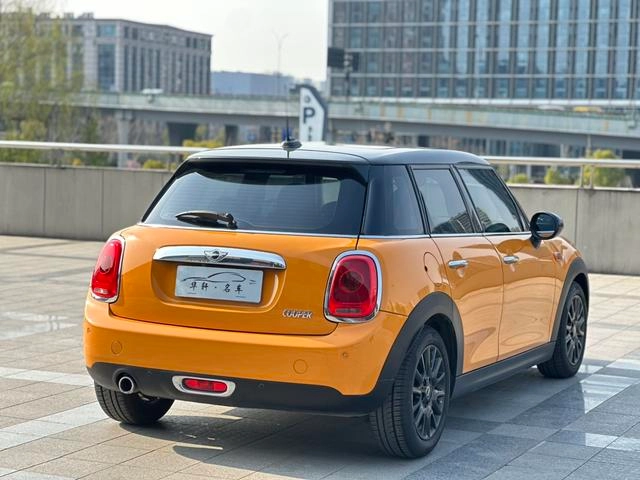 MINI 2015 1.5T COOPER Fun Five-door version exterior photo 5 MINI 2015 1.5T COOPER Fun Five-door version exterior photo 5